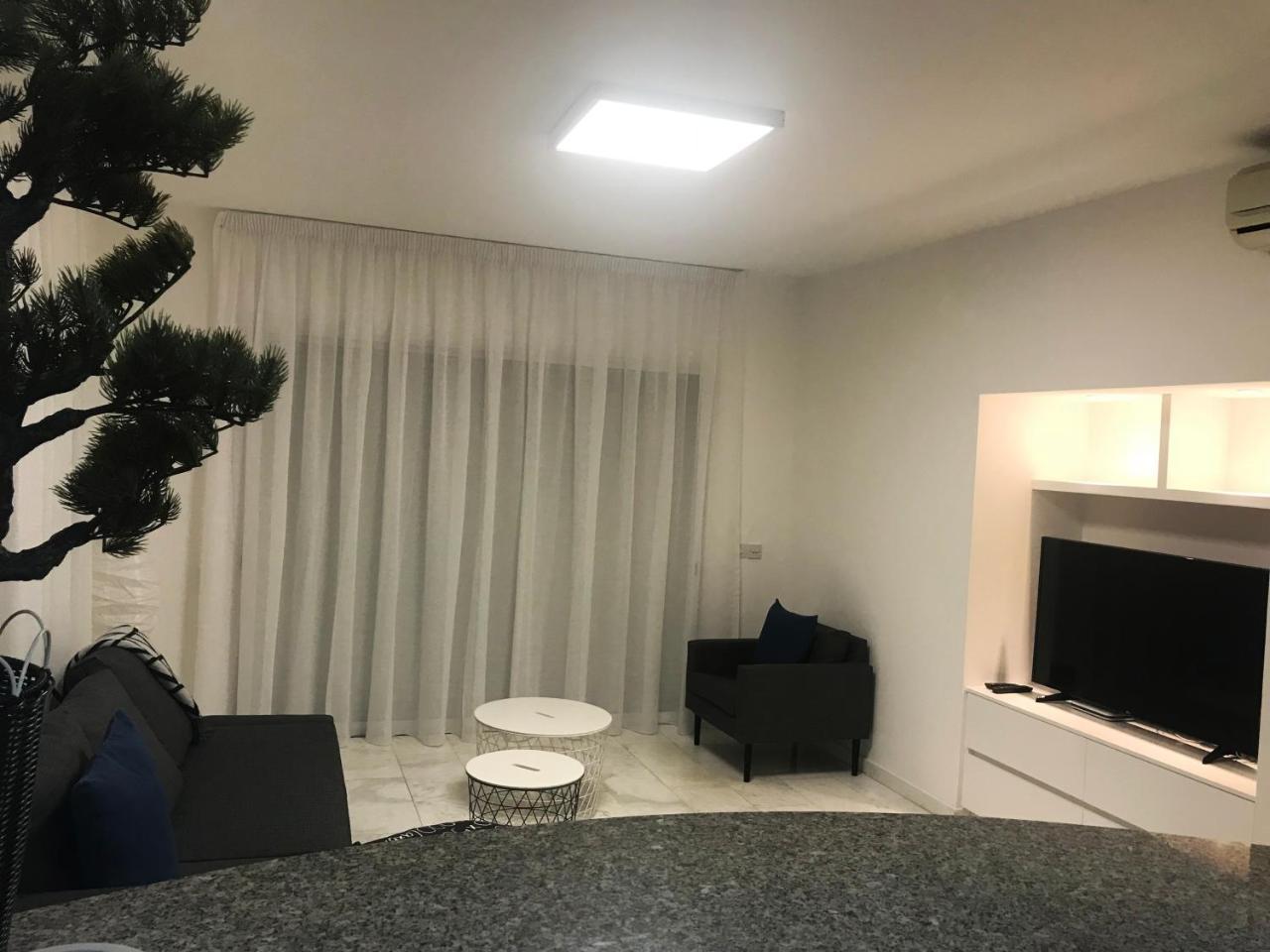 Olosuites Limasol Dış mekan fotoğraf